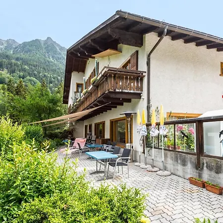 Pranzaira, Strada Cantonale 211,