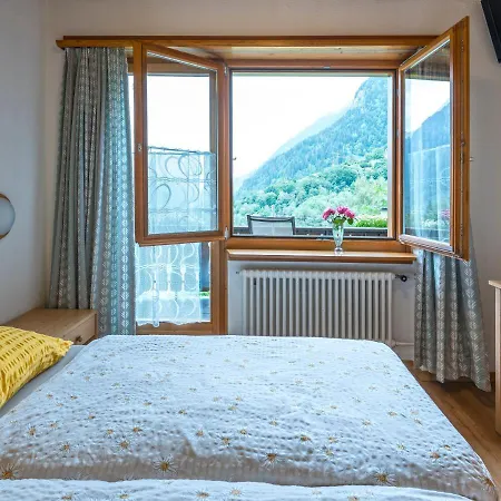 Pranzaira, Strada Cantonale 211,