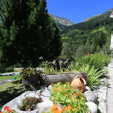 Pranzaira, Strada Cantonale 211, 2* Vicosoprano
