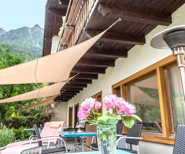 Pranzaira Otel Vicosoprano